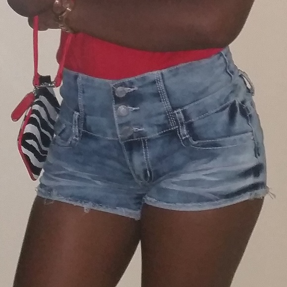 White-washed, Jean Shorts - Picture 1 of 3